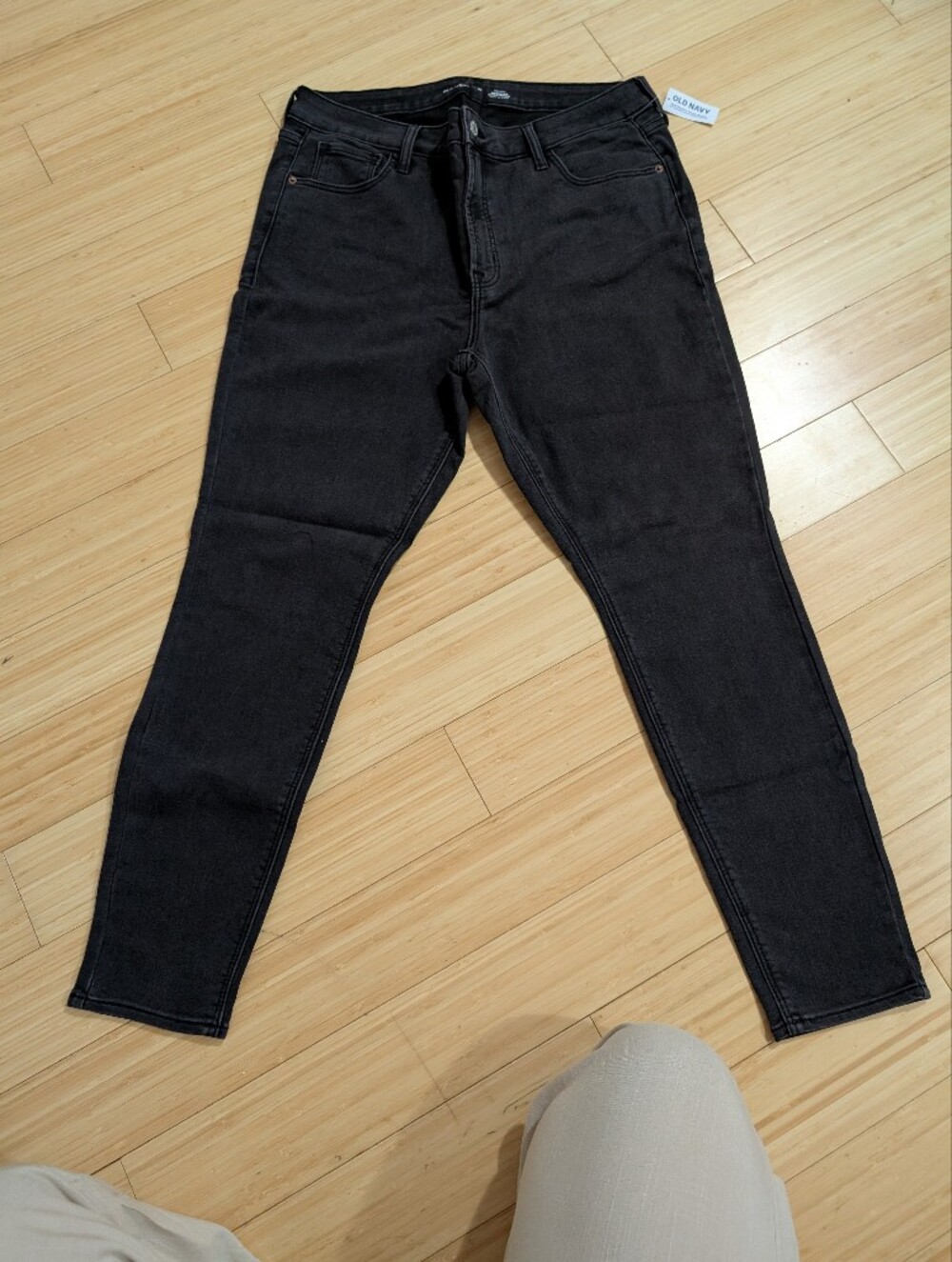 Old Navy black skinny jeans